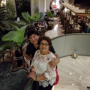 Meet your Posher, Rosario